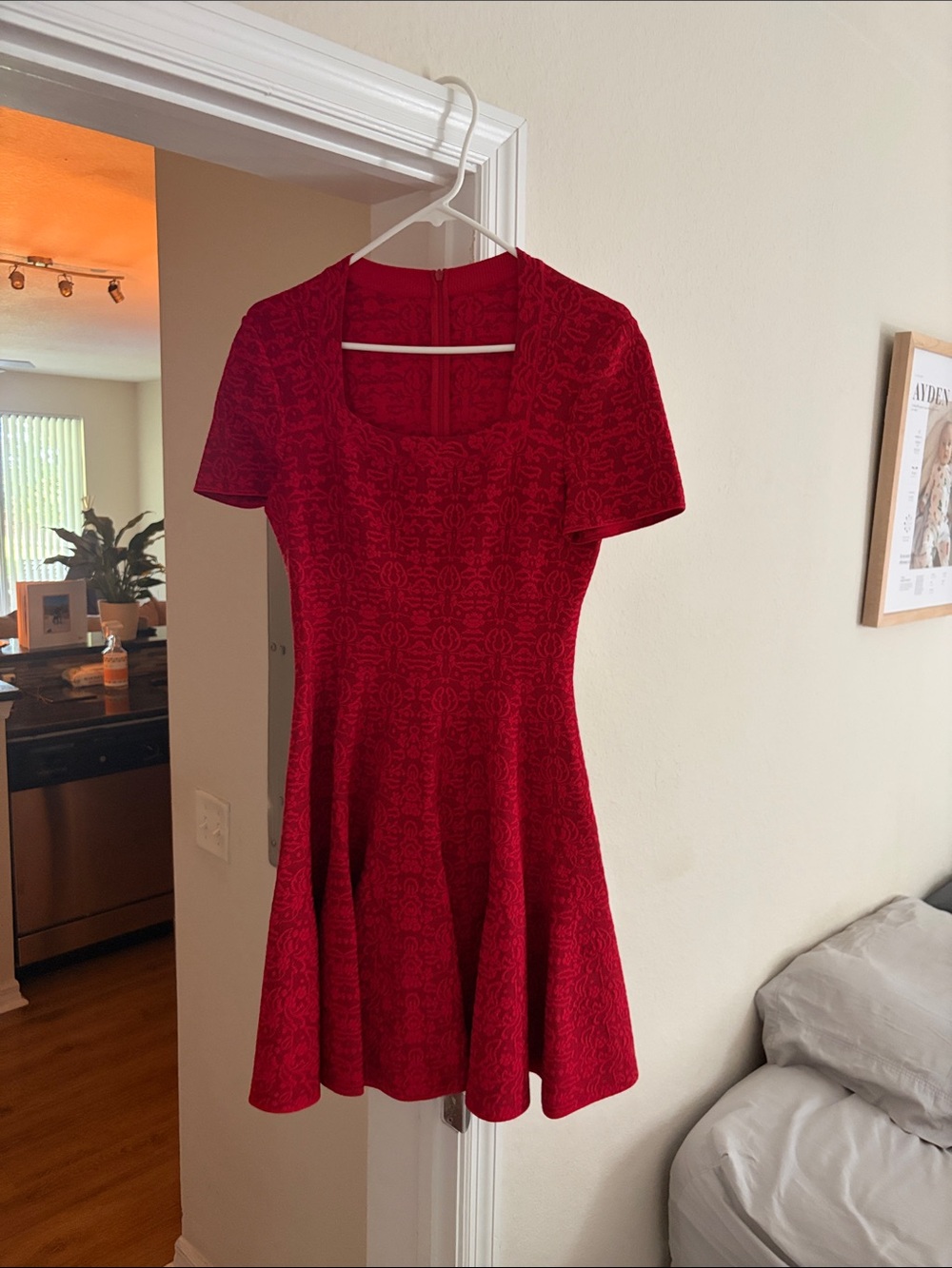 Alaia Red Short-Sleeve Fit & Flare Dress - Elegant Textured Knit